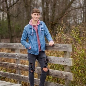 Meet your Posher, Mitch